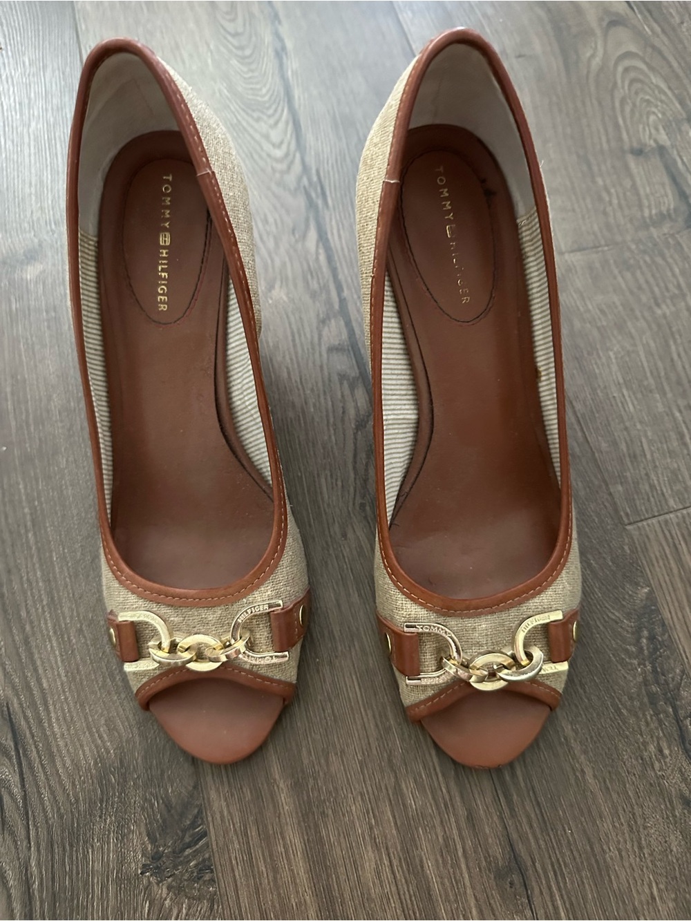 Tommy Hilfiger Gold and Brown Chain Peep-Toe Heels